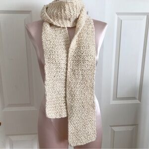 Banana Republic Women’s Hand knit Wool Scraf Cream Color 72”X5” One Size